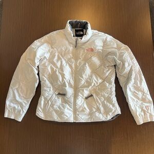 White North Face Women's 600 Fill Down Puffer Ski Jacket. Size M